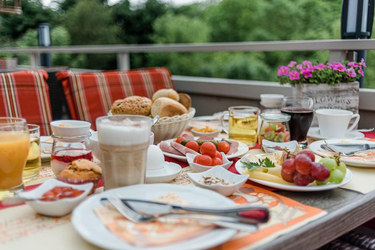 Romantik Hotel Ahrenberg บัดโซเดน-อัลเลนดอร์ฟ ภายนอก รูปภาพ